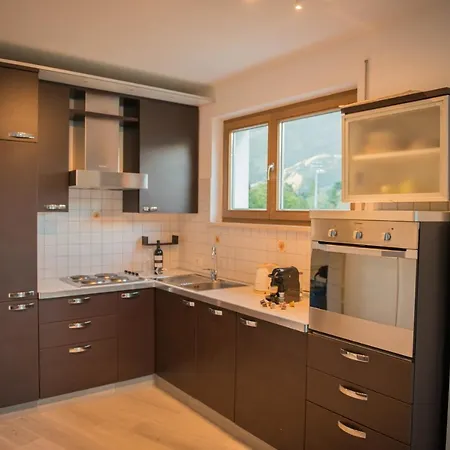 Mit Tiefgarage 8 Min Zu Fuss Bis Ins Zentrum Daire Merano