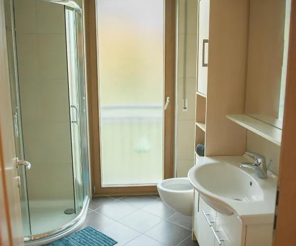 Daire Mit Tiefgarage 8 Min Zu Fuss Bis Ins Zentrum *