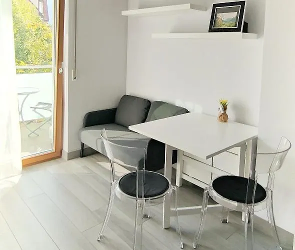 Mit Tiefgarage 8 Min Zu Fuss Bis Ins Zentrum * ميرانو